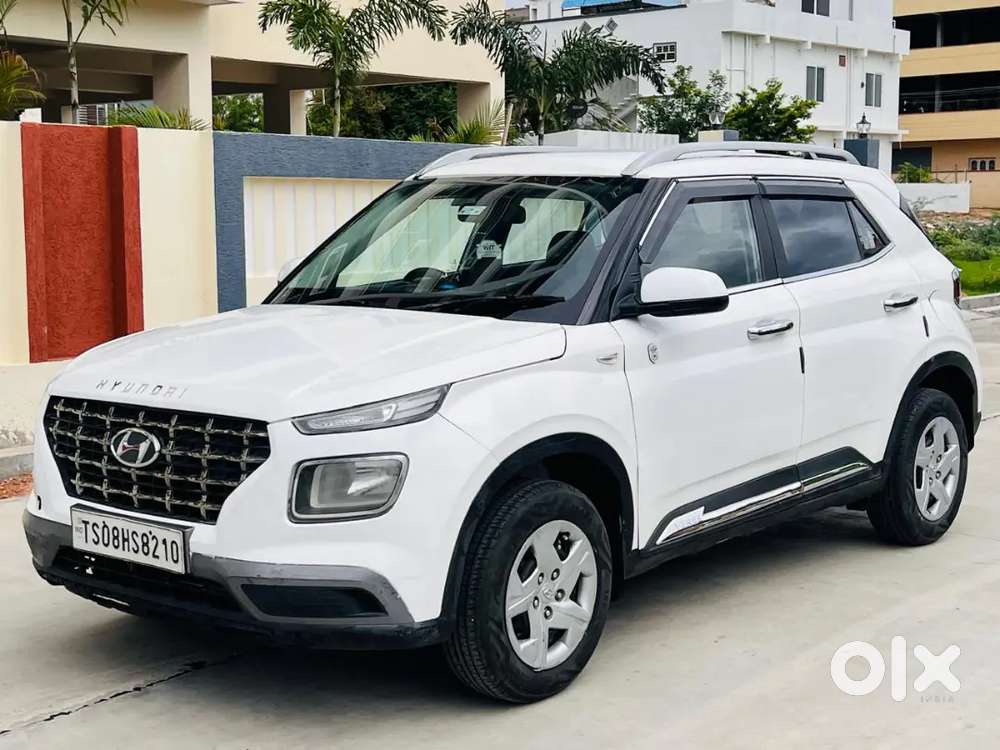 Hyundai Venue 2021 Manual Petrol