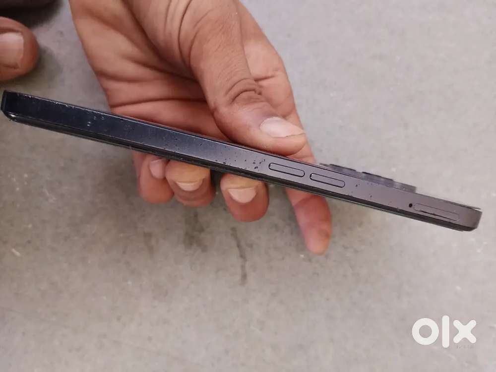 Realme c35 4/64 Maine dusra new phone le liya hai isliye bhejna