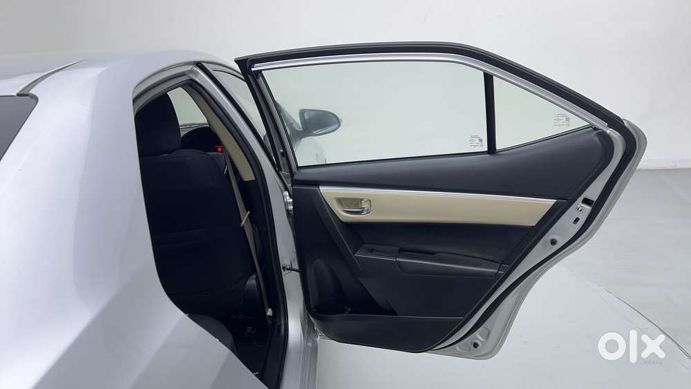 Toyota Corolla Altis 2013-2017 Vl At, 2014, Petrol