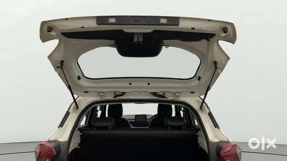 Tata Punch Creative Amt, 2022, Petrol