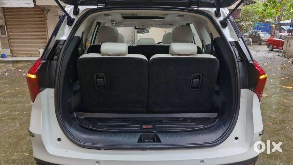 Mahindra Xuv700 2.2 Ax 7 Diesel At Luxury Pack Str, 2022, Diesel