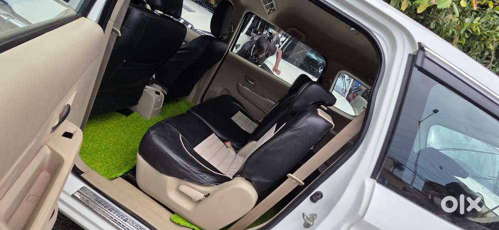 Maruti Suzuki Ertiga Vxi (o) Cng, 2024, Cng & Hybrids