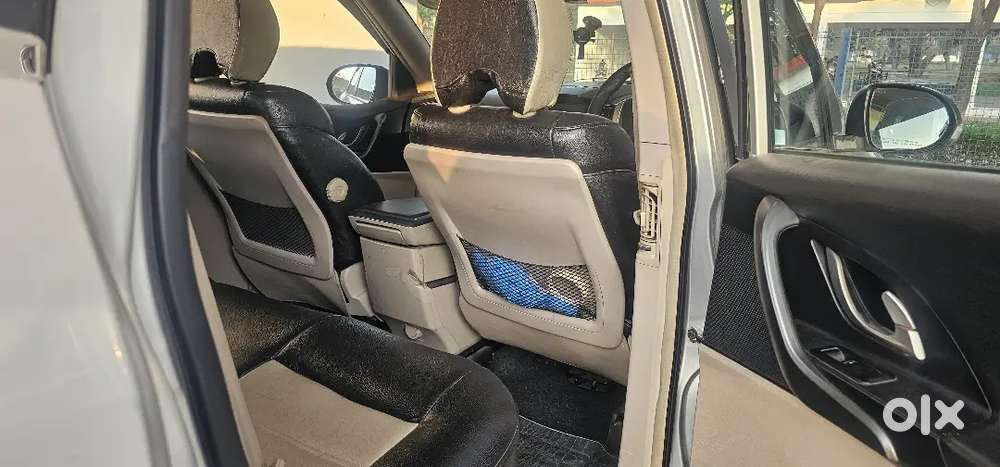 Mahindra Xuv500 2017 Diesel 85000 Km Driven