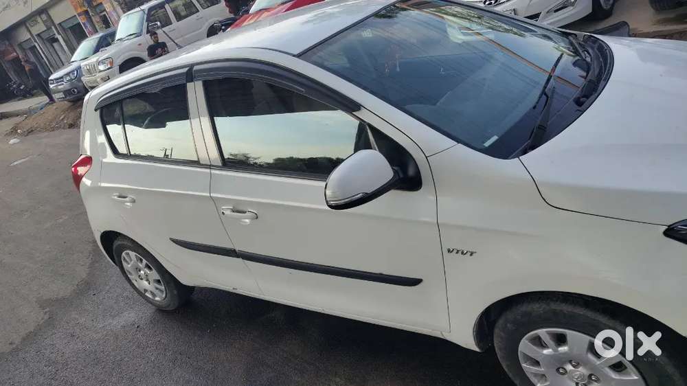 Hyundai I20 2012 Petrol Well Maintained