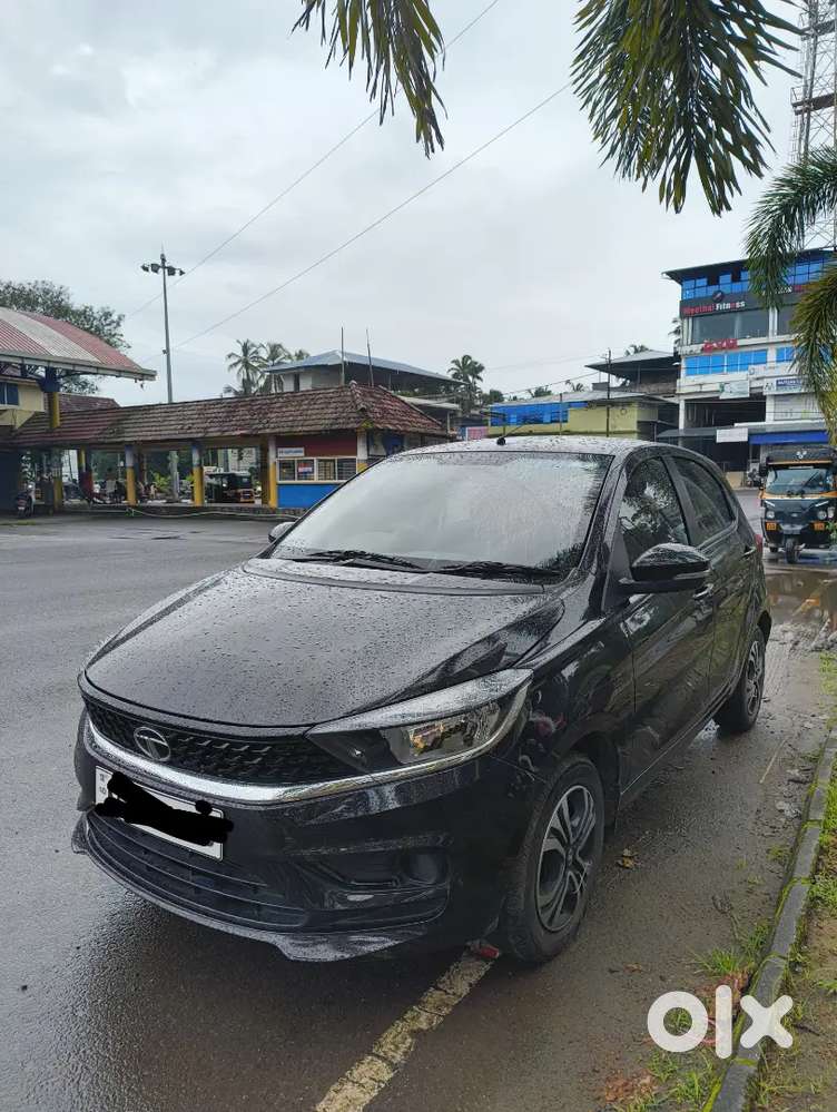 Tata Tiago 1.2 Rhythm Petrol 2023