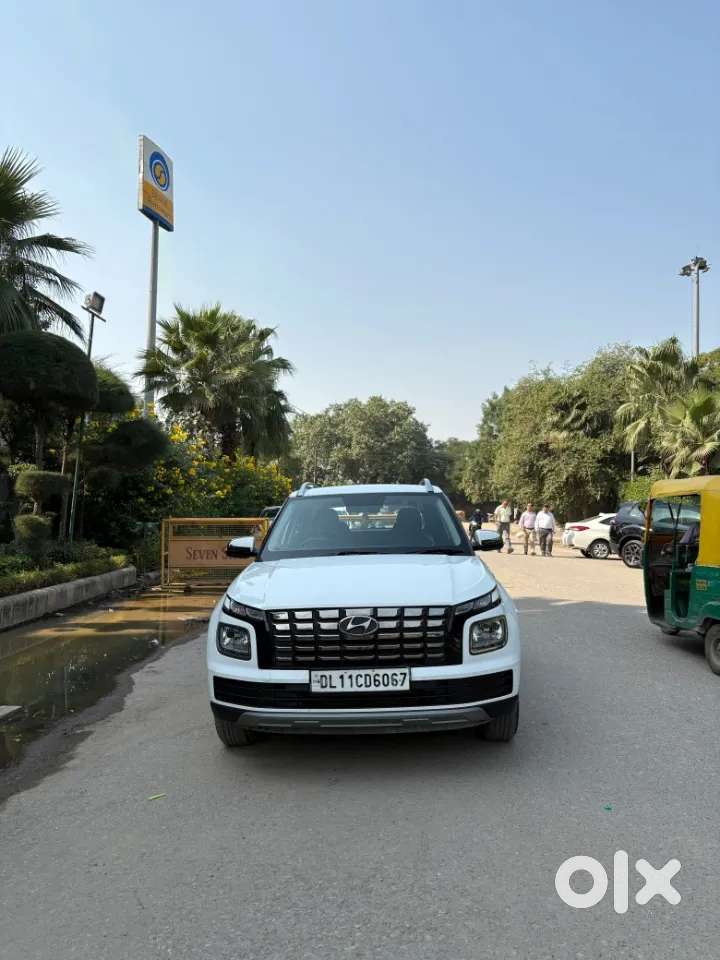 Hyundai Venue S 1.2 Petrol, 2023, Petrol