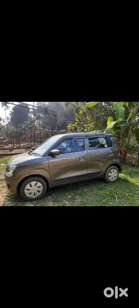 Maruti Suzuki Wagon R Vxi 2021 All Tyres Are New.   Colour Mg Grey