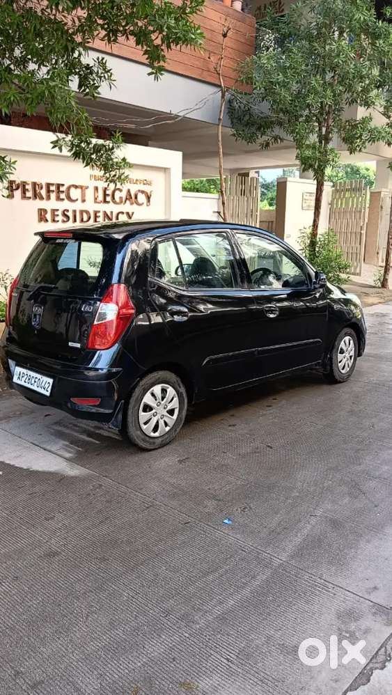 Hyundai I10 Sportz Petrol Manual 2011 Valid 2031