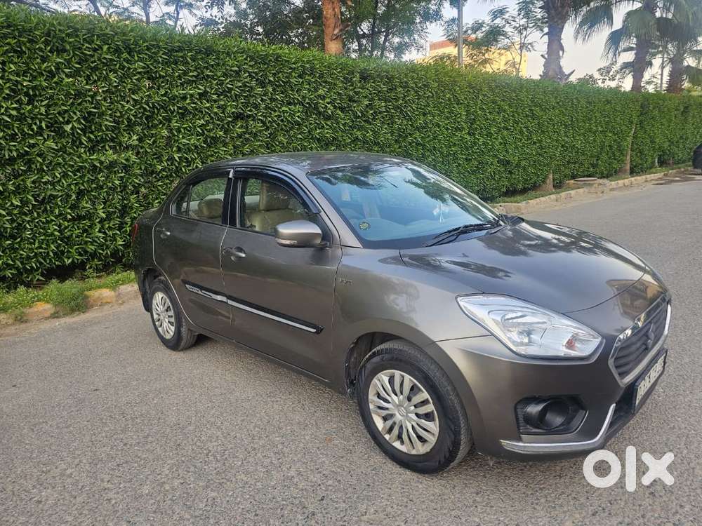 Maruti Suzuki Dzire 1.2 Vxi Amt, 2018, Petrol