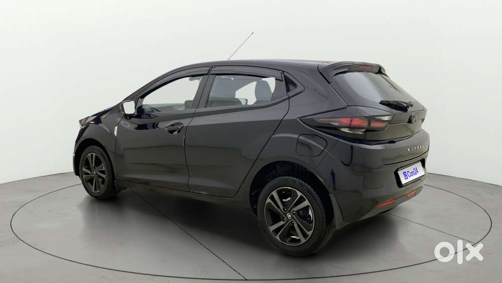 Tata Altroz 1.2 Xza Plus Dark Edition Dct, 2023, Diesel