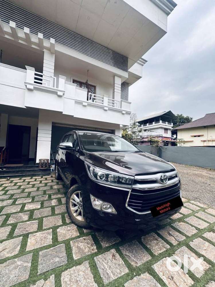 Toyota Innova Crysta 2.7 Vx Mt, 2017, Diesel