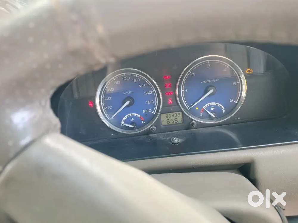 Tata Safari 2011 Diesel 80000 Km Driven