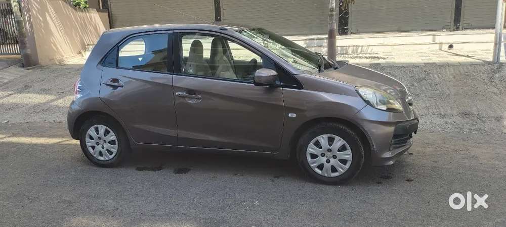 Honda Brio 2012 Petrol Well Maintained