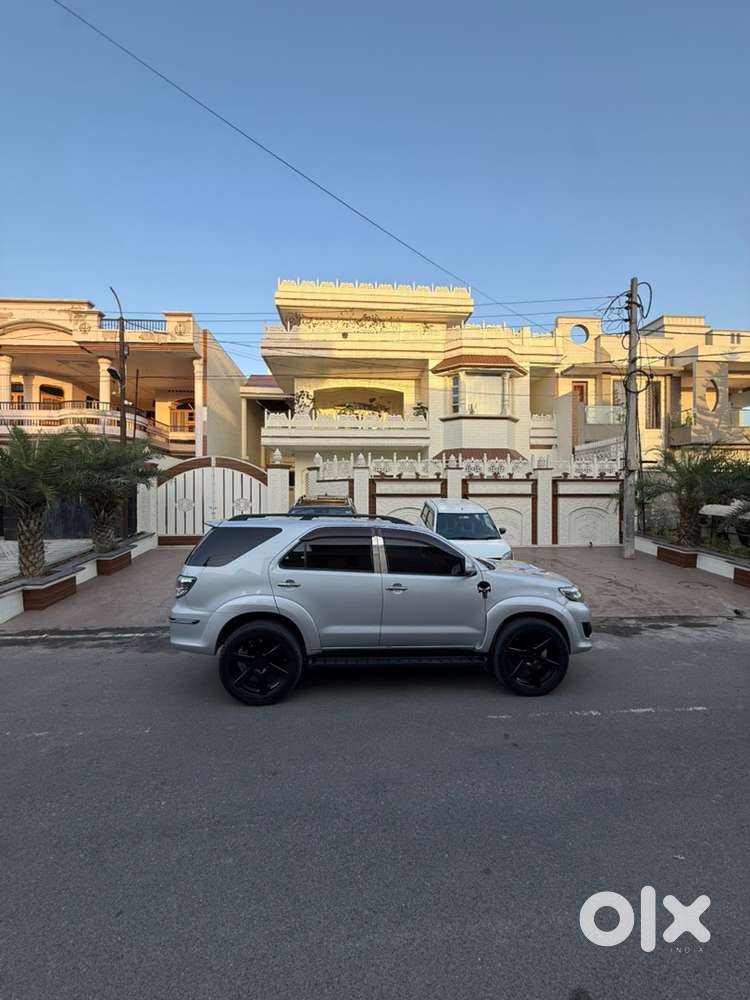 Toyota Fortuner Diesel 2013