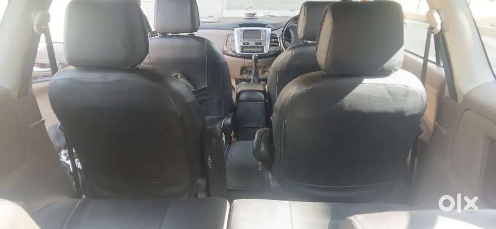 Toyota Innova 2016 Diesel 250000 Km Driven