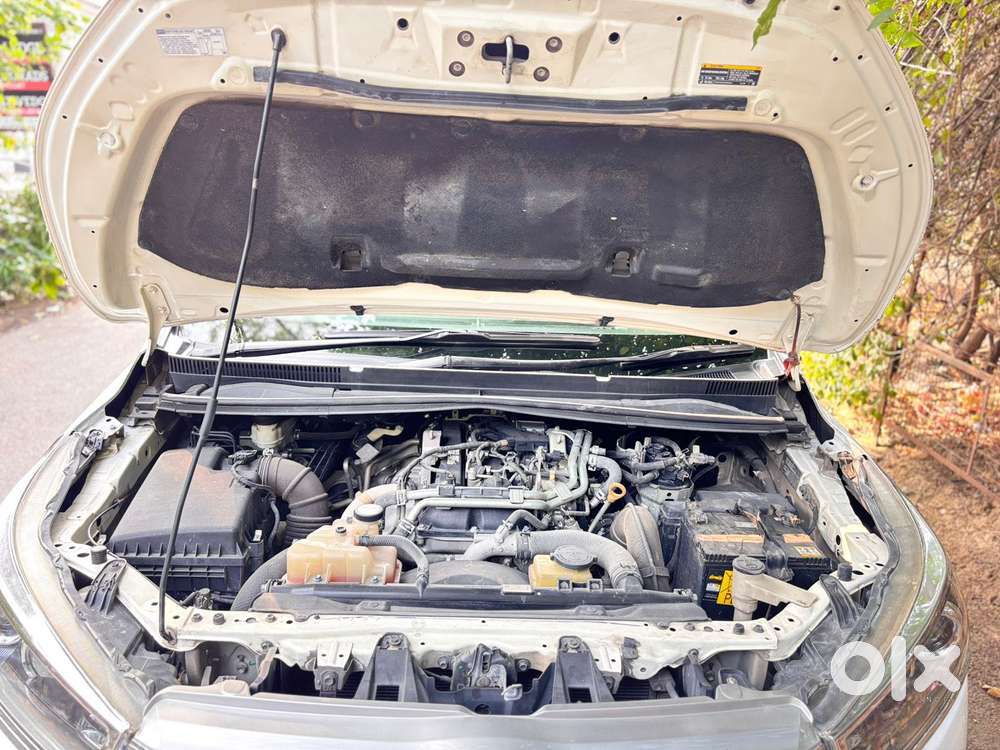 Toyota Innova Crysta 2.4 Vx Mt 8s, 2017, Diesel