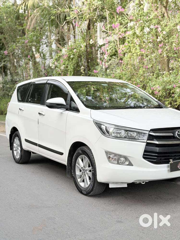 Toyota Innova Crysta 2.8 Gx At 8s, 2020, Diesel