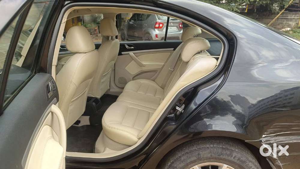 Skoda Laura Classic 1.8 Tsi, 2012, Petrol