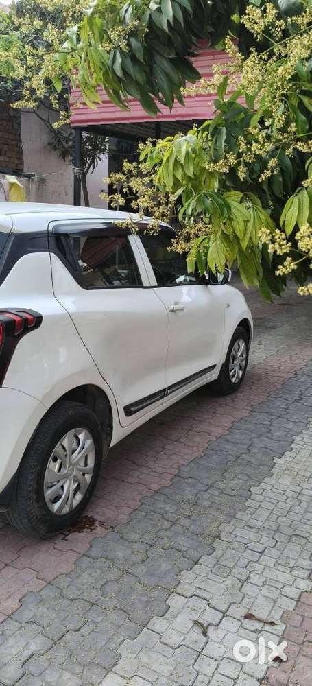 Maruti Suzuki Swift Lxi Optional-o, 2021, Petrol