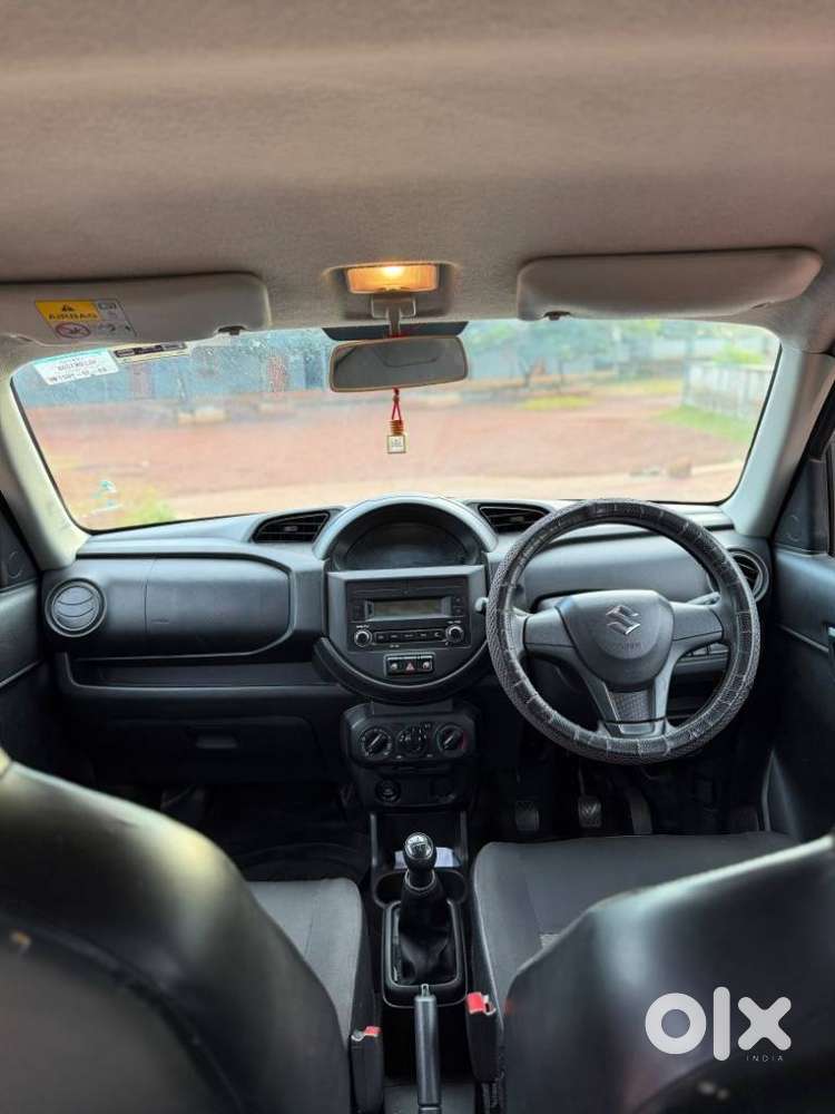 Maruti Suzuki S-presso Vxi, 2022, Petrol