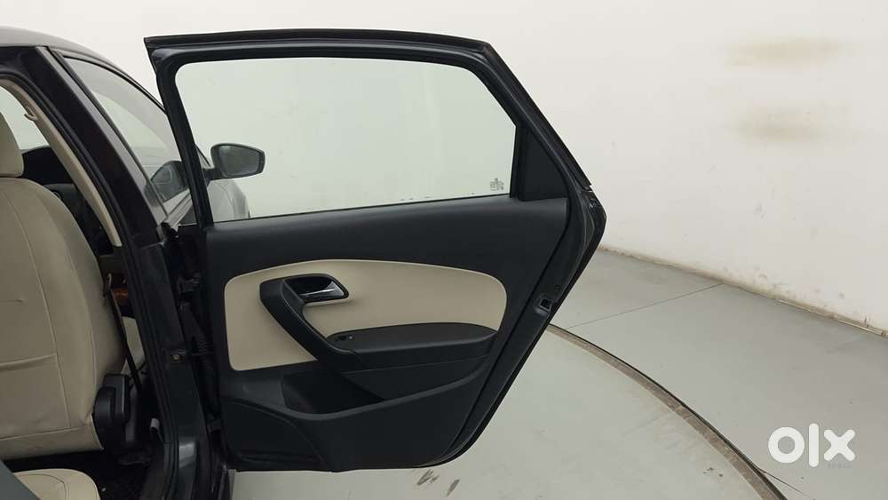 Skoda Rapid 1.6 Mpi At Style, 2017, Petrol