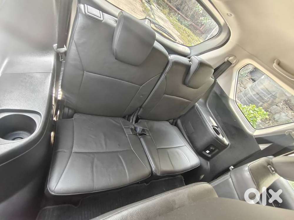 Maruti Suzuki Xl6 1.5 Alpha At, 2019, Petrol