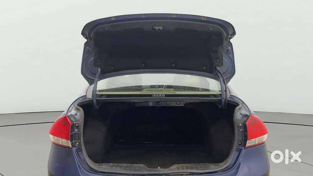 Maruti Suzuki Ciaz 1.5 Alpha Shvs Petrol, 2021, Petrol