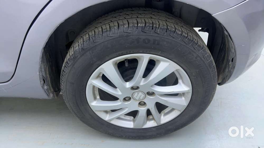 Maruti Suzuki Swift 1.3 Zxi, 2013, Petrol