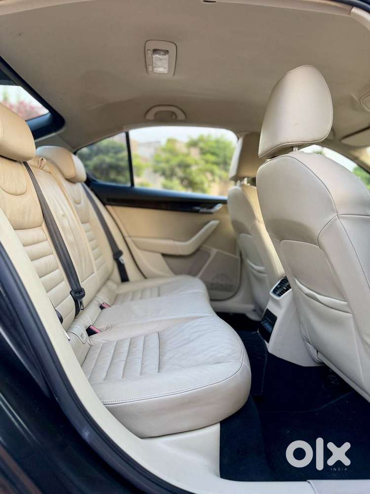 Skoda Octavia 2.0 Tdi Mt Ambition, 2015, Diesel