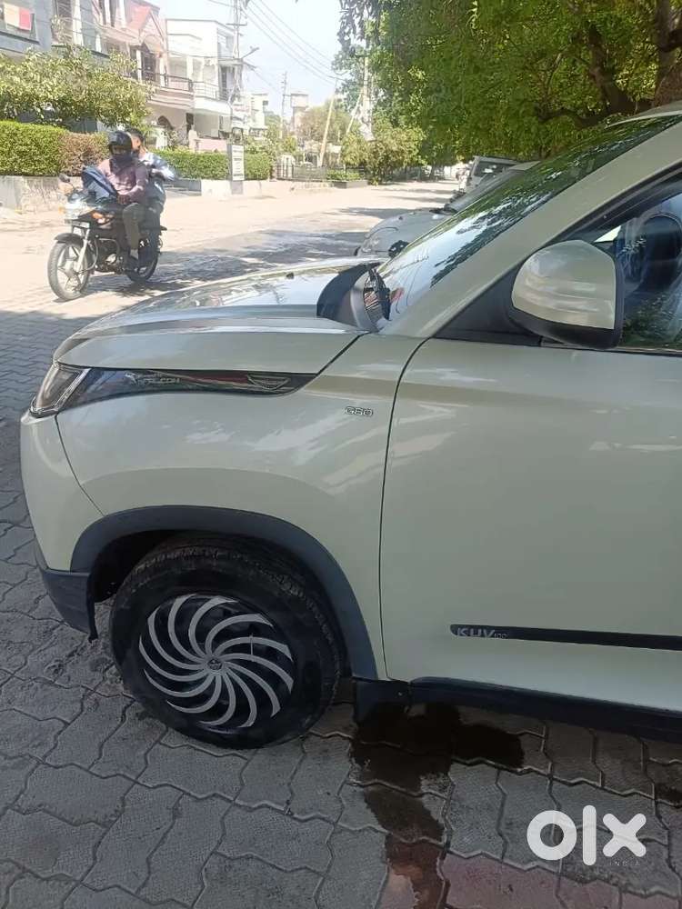 Mahindra Kuv 100 2016