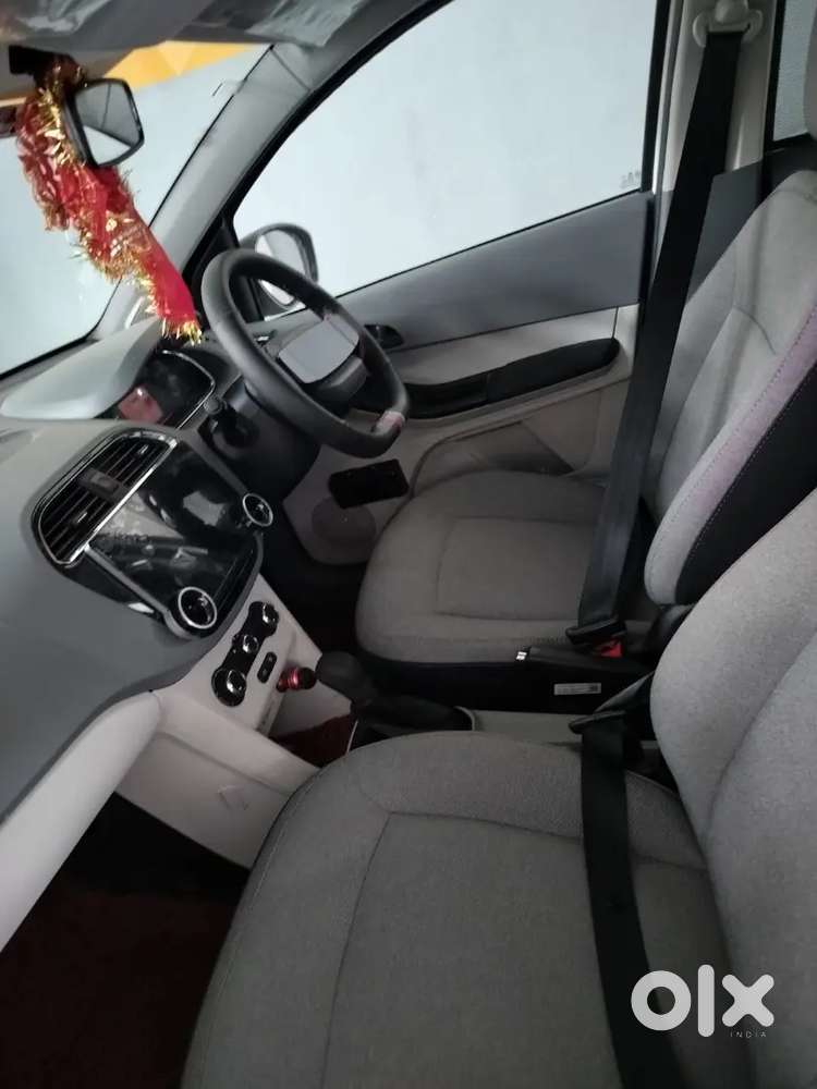 Tata Tiago 2025 Cng & Hybrids 5400 Km Driven