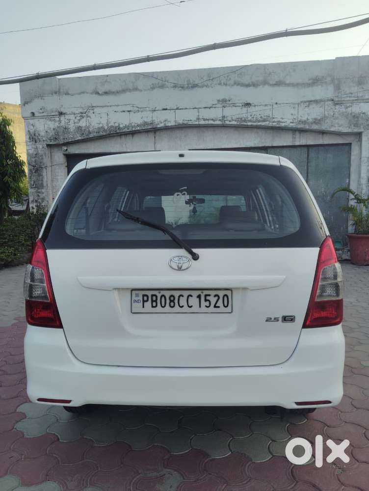Toyota Innova 2.5 Gx 8 Str Bsiv, 2012, Diesel