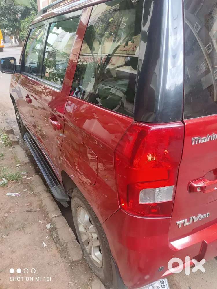 Mahindra Tuv 300 2015