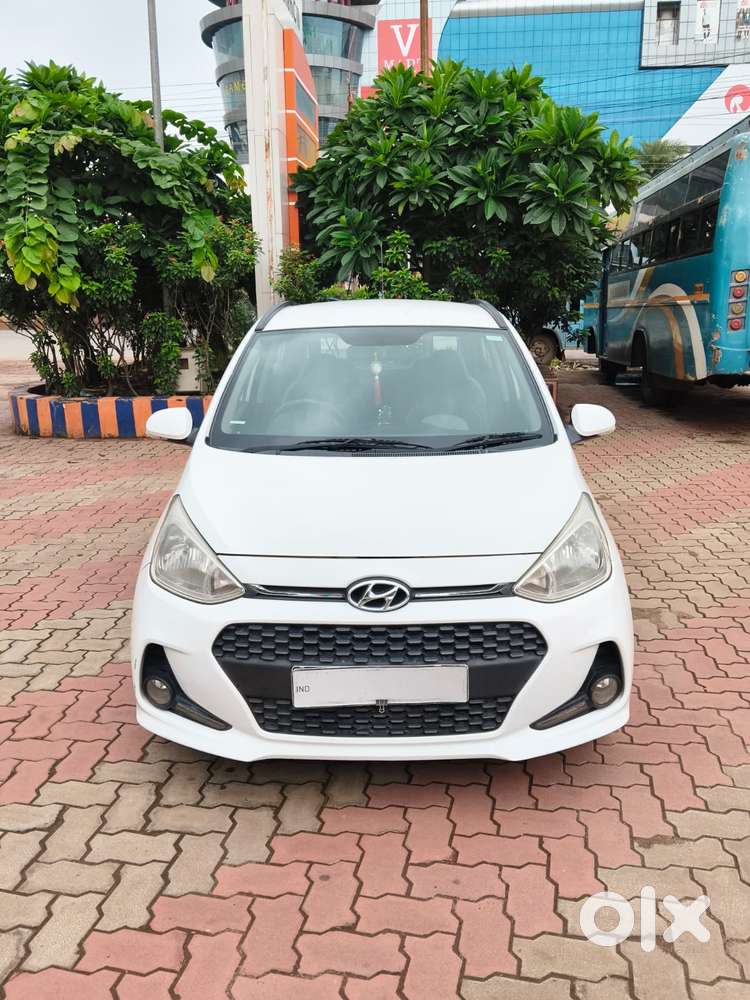 Hyundai Grand I10 Sportz(o) 1.2 Mt, 2019, Petrol