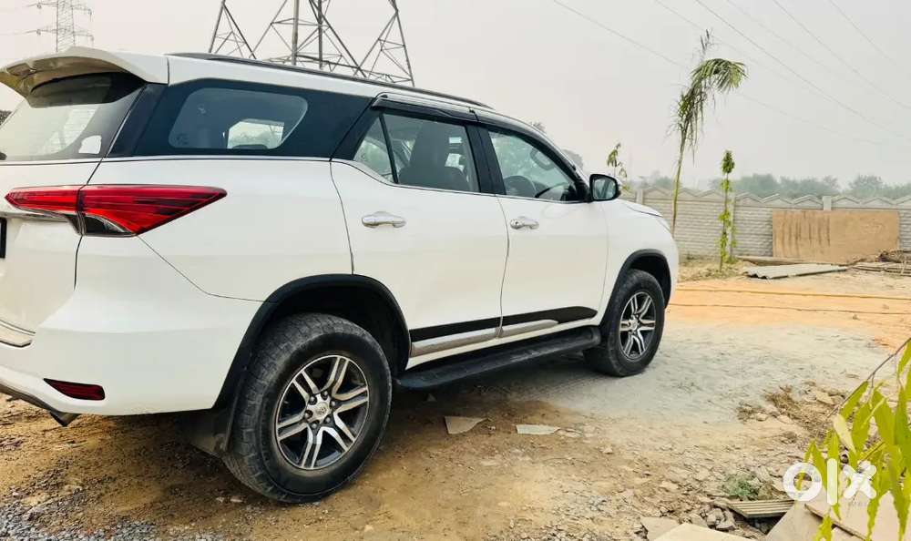 Fortuner 4×2 Automatic 2017 First Own