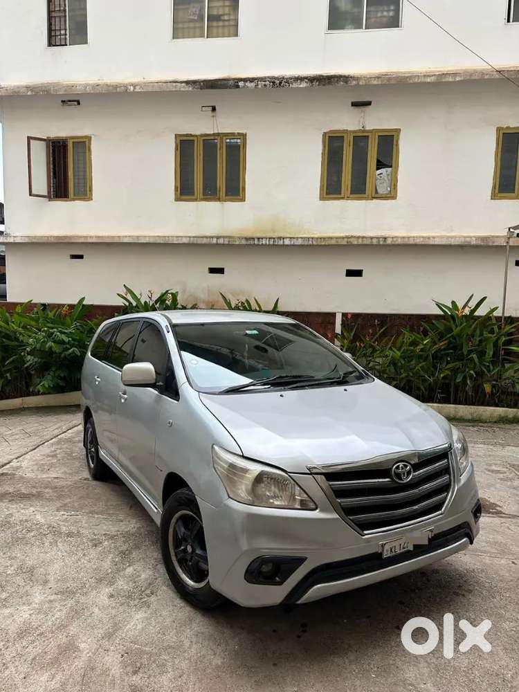 Toyota Innova 2013 Diesel Well Maintained