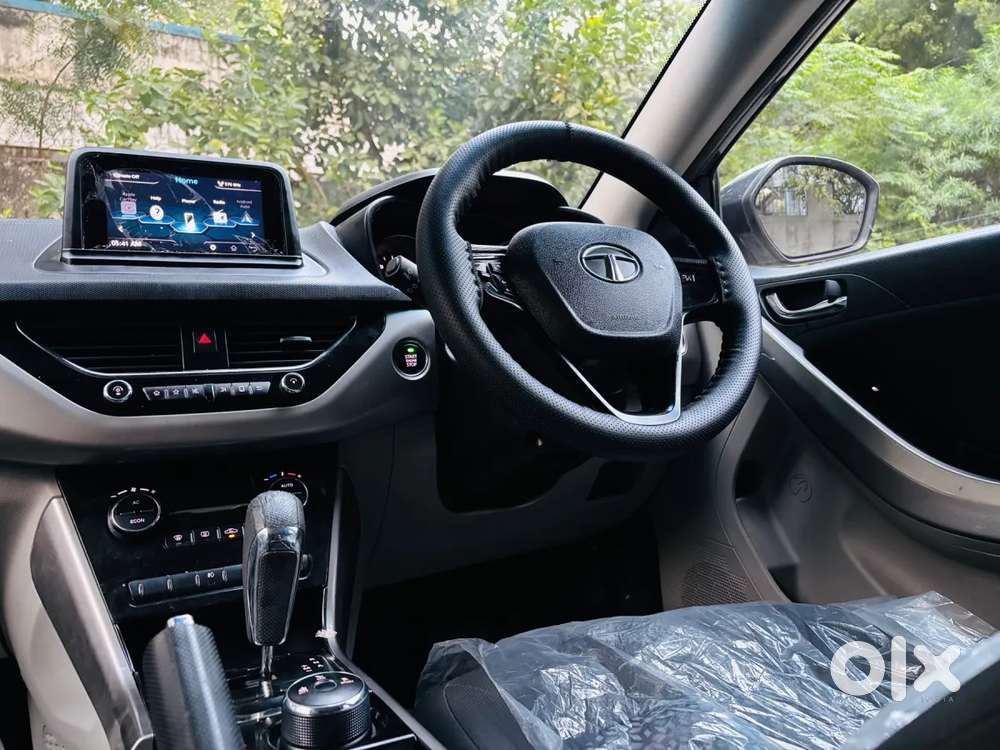 Tata Nexon 1.2 Revotron Xza Plus, 2019, Petrol