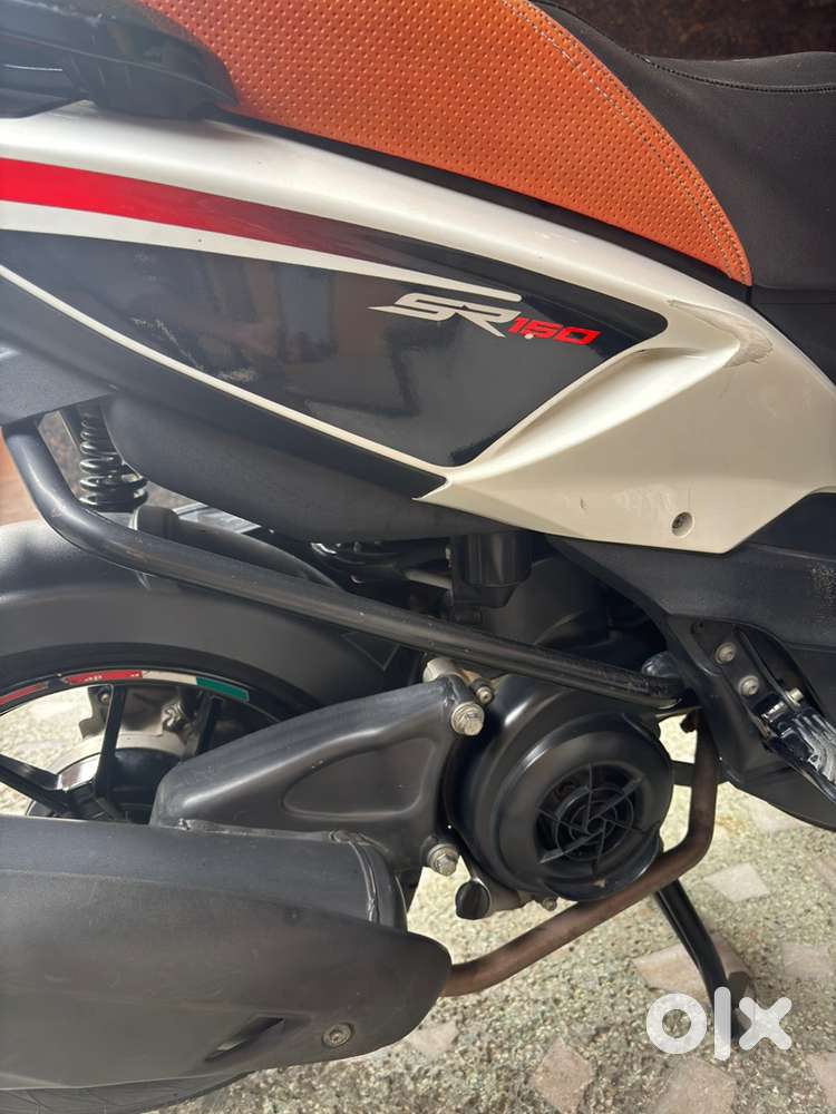 APRILIA SR 150 (SHOWROOM SERVICED) Scooters 1823711952 - Main Image