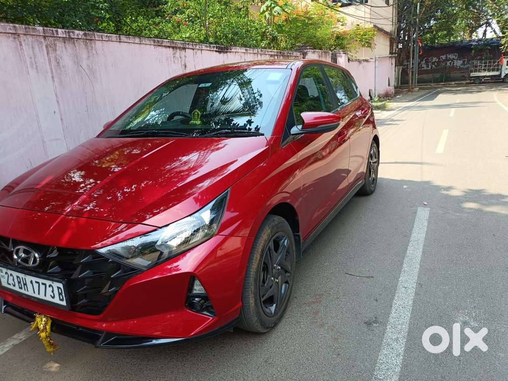 Hyundai I20 Sportz 1.2 Ivt Dual Tone, 2023, Petrol