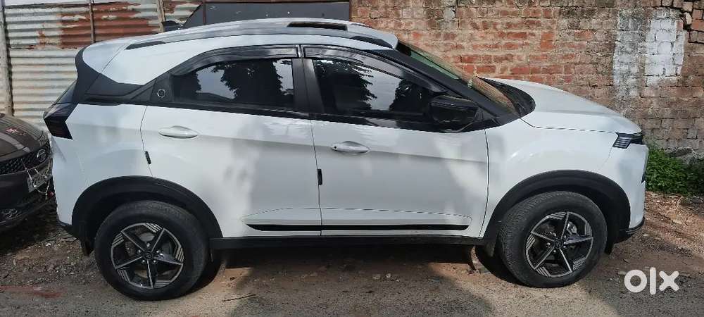 Tata Nexon Creative S Plus Petrol 2026