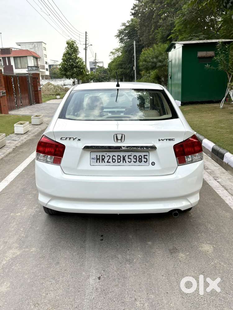 Honda City V Inspire, 2011, Petrol