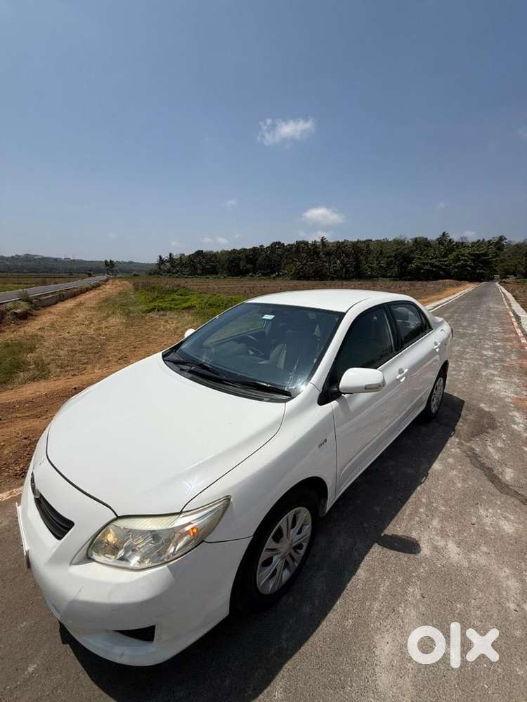 Toyota Corolla Altis 2009 Petrol Well Maintained