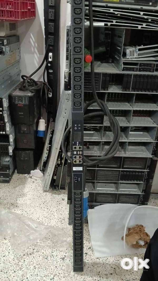 APC AP8941 Switched Rack PDU 2G 24-Port Power Distribution Unit