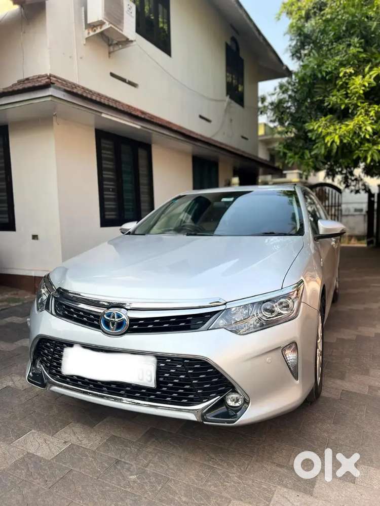 Toyota Camry 2018 Petrol Hybrid 55000 Km Driven Single Owner