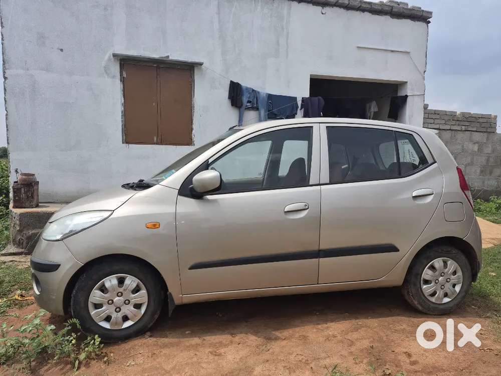 Hyundai I10 2010 Petrol 80000 Km Driven