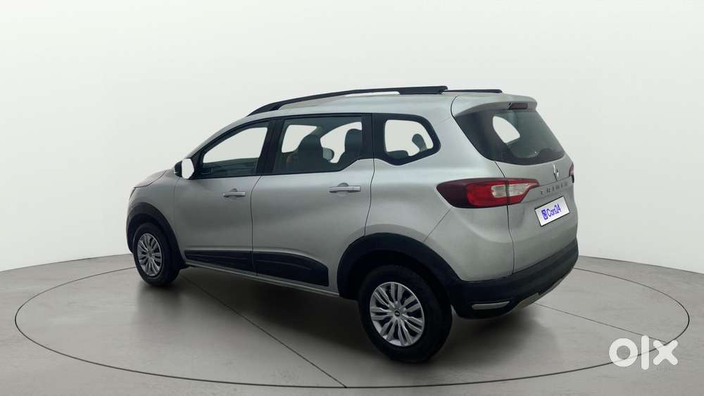Renault Triber Rxt, 2022, Petrol