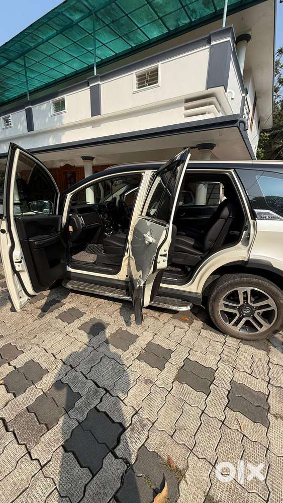 Tata Hexa, 2017, Diesel