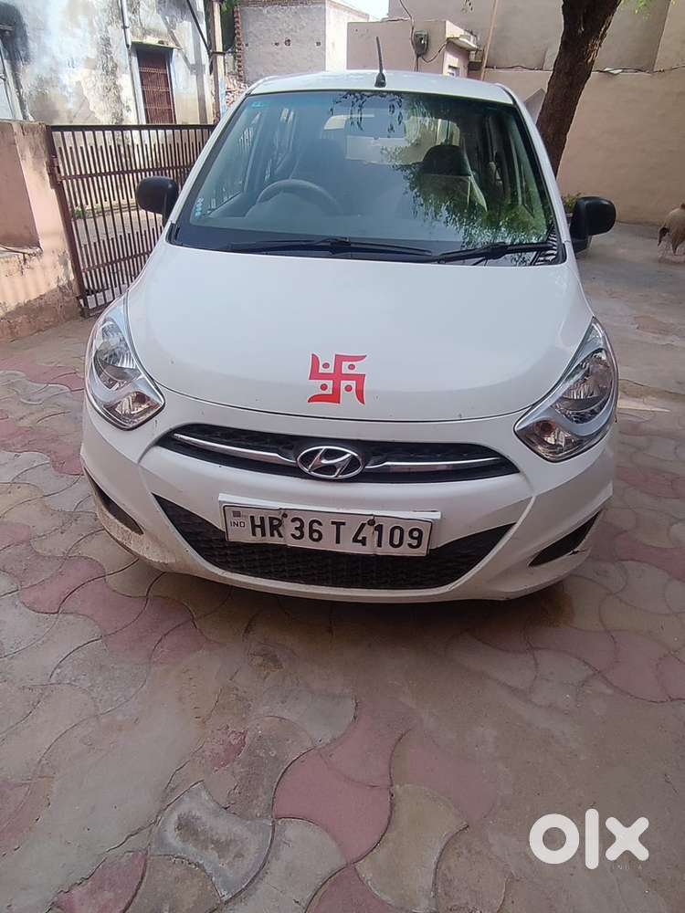Hyundai I10 2012 Well Maintained Available With Cng Kit Istalled
