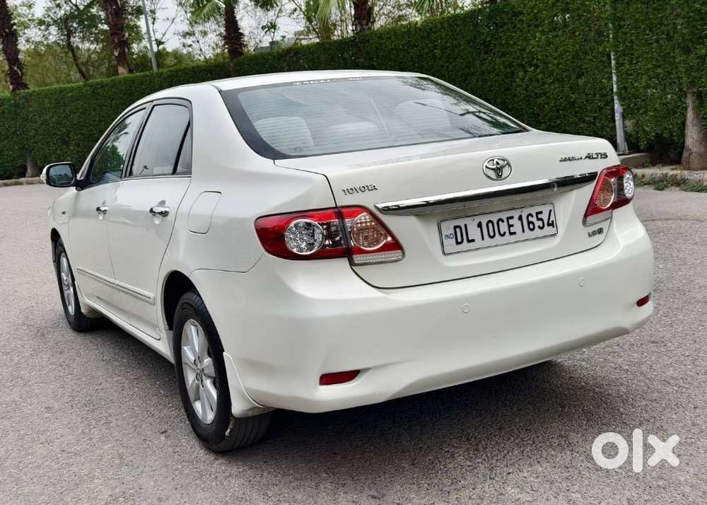 Toyota Corolla Altis 1.8g Limited, 2012, Petrol