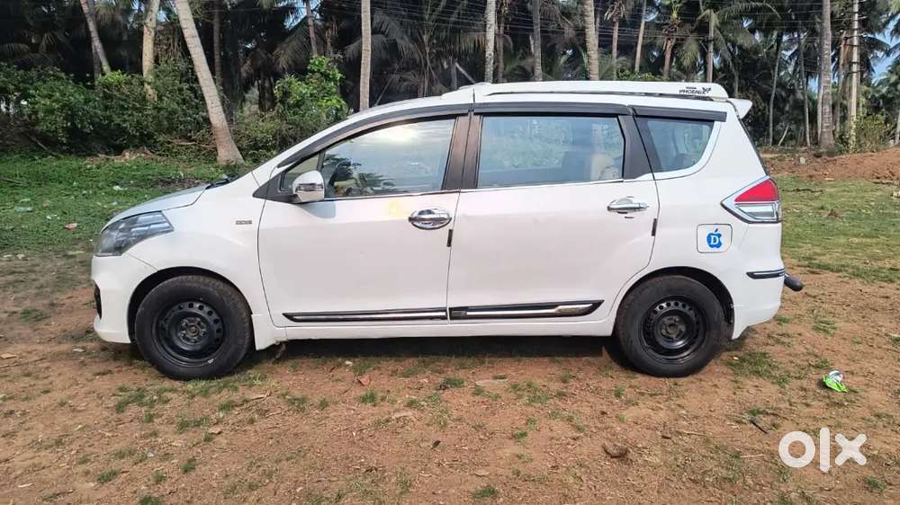 Maruti Suzuki Ertiga 2012